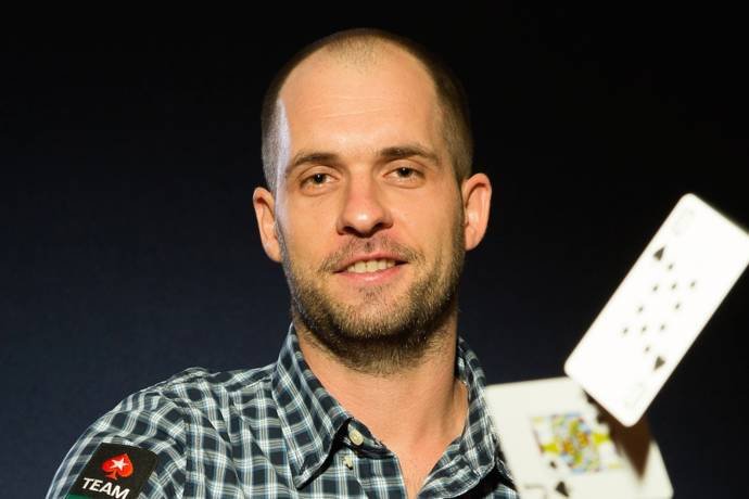 Как начать играть в покер?