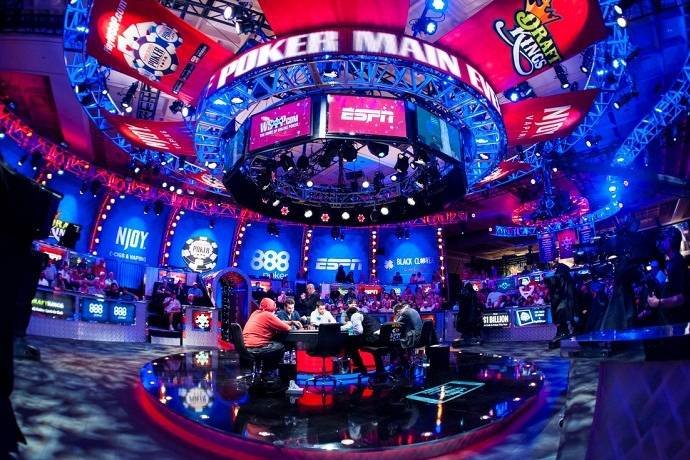 WSOP Main Event 2015: прямые трансляции финального стола