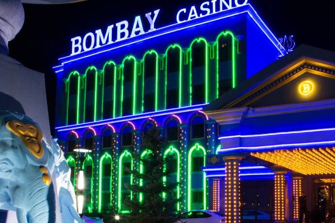 Расписание турниров на февраль Покерного клуба «Бомбей»