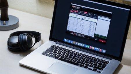 Сателлиты в покере: стоит или нет?