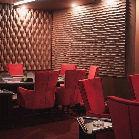 Full House: филиал в Атобе и месяц комбинаций