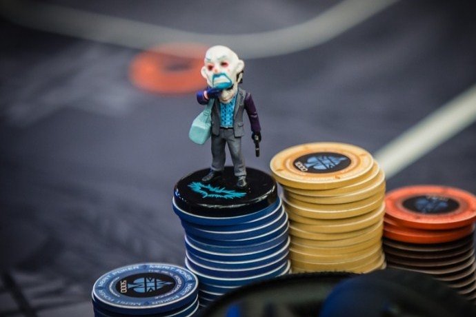 Кардпротекторы. Фото лучших #3