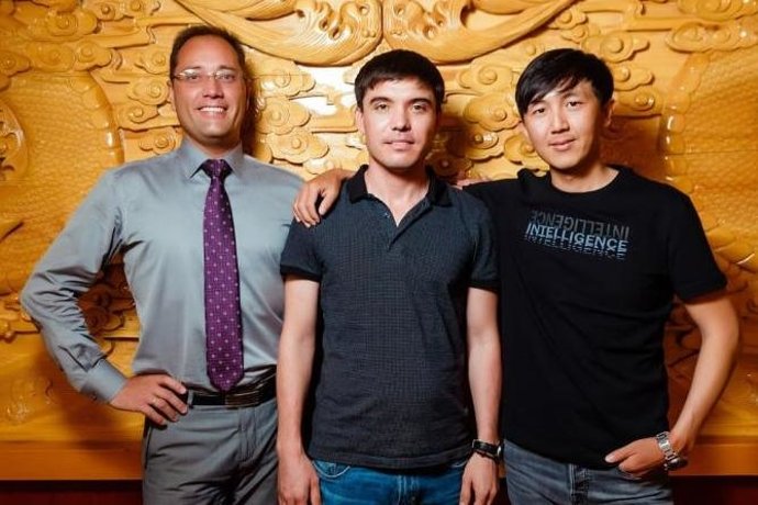 Большой фотоотчет и результаты Under The Gun в “Золотом Драконе”