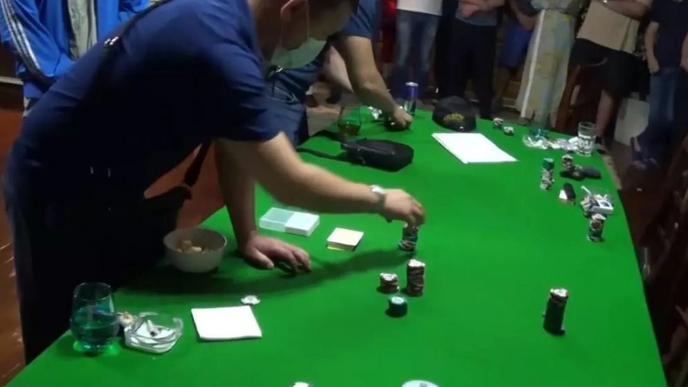 В Алматы накрыли подпольный покерный клуб (видео)