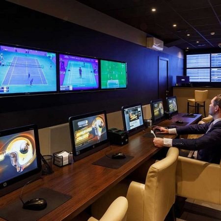 Почему Кайрат Кудайберген требует запретить запрещенное?