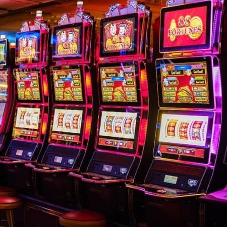 Подпольный игорный бизнес открыто рекламирует себя