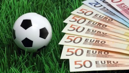 В Алматы осудили организаторов азартных игр в TikTok