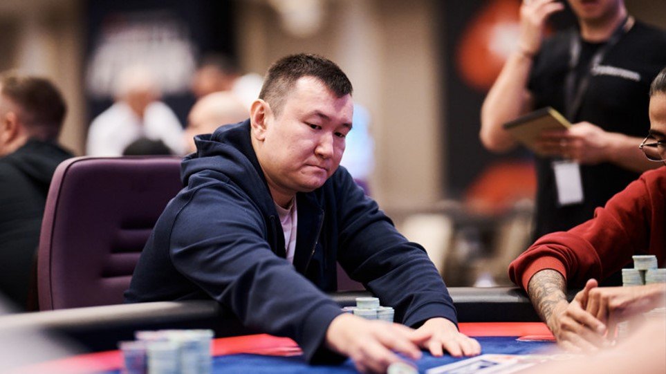 Казахстанец на финалке Eureka High Roller ($42К)