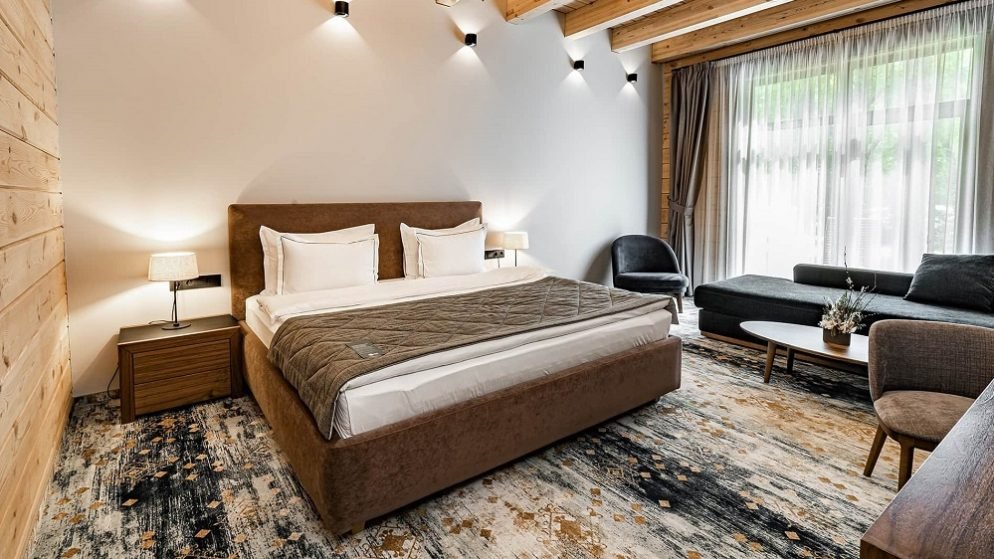 От ₽3,500 в сутки или даже бесплатно на RPT Алтай